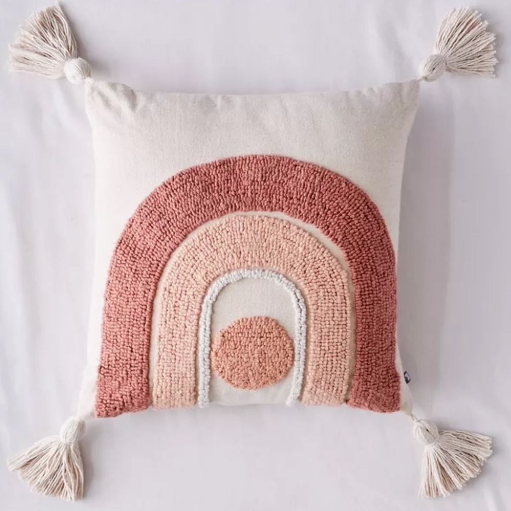 🌞 UO Arch Tufted Square Accent Throw Pillow with Tassels Boho Bohemian